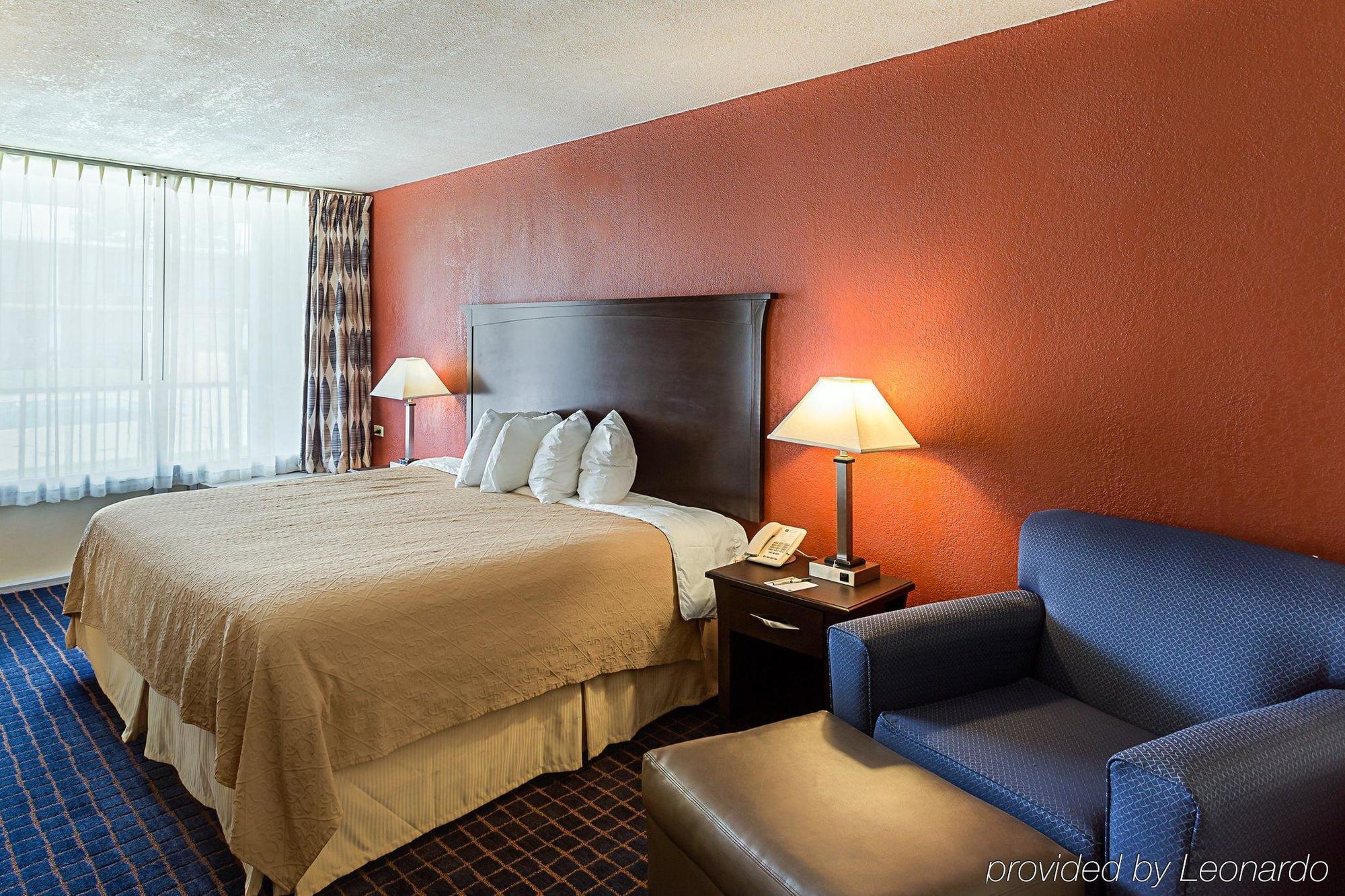 Executive Thibodaux New Orleans Hotel Exterior photo