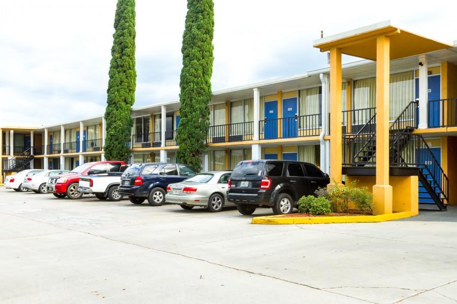 Executive Thibodaux New Orleans Hotel Exterior photo