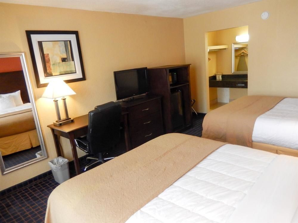 Executive Thibodaux New Orleans Hotel Exterior photo