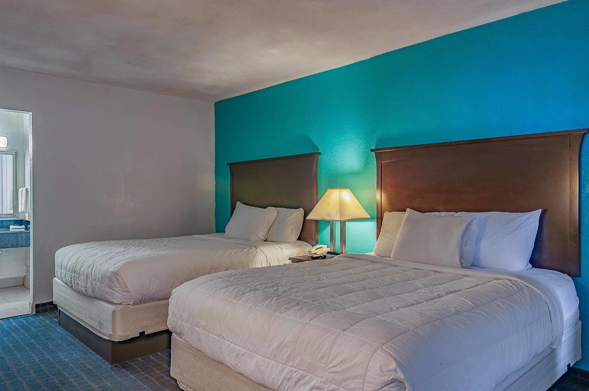 Executive Thibodaux New Orleans Hotel Exterior photo